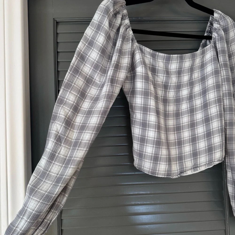 Abercrombie & Fitch Plaid Long Sleeve Top
